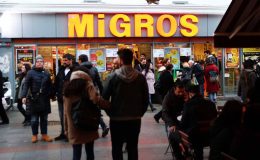 Migros Rakı Fiyatları 2025: Migros Yeni Rakı, Beylerbeyi, Efe Gold Rakı Fiyatları